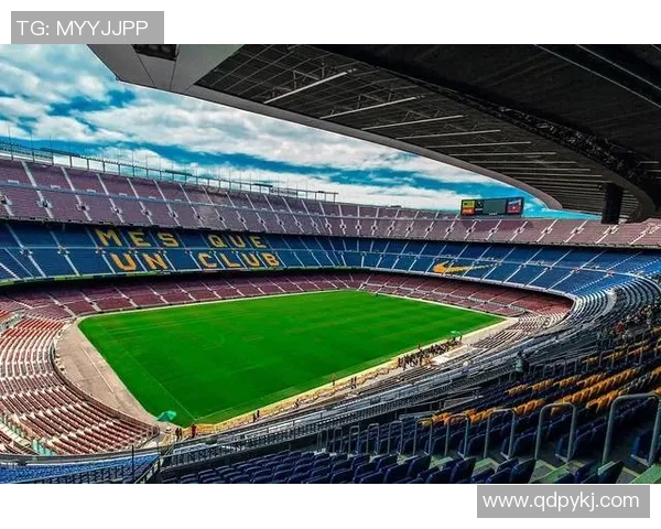 足球明星卡通形象大揭秘趣味插画带你领略球场传奇故事