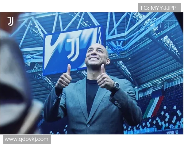 足球明星眼镜框的时尚魅力与运动风格完美结合引领潮流新趋势